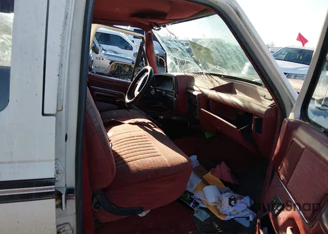 1989 Ford F350 z USA, uszkodzony, nr VIN 2FTJW35G7KCB26538